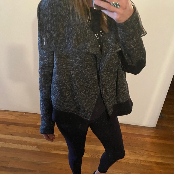 Charcoal Gray Fleece Moto sweatshirt shacket w/ black elbow patches & waistband - Picture 9 of 16